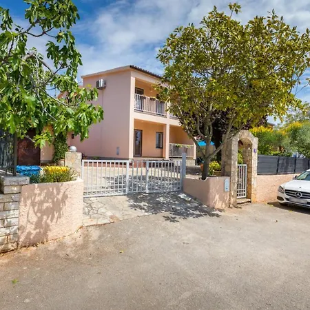 וילה Ketty In With Playground, Sea View And Private Pool *