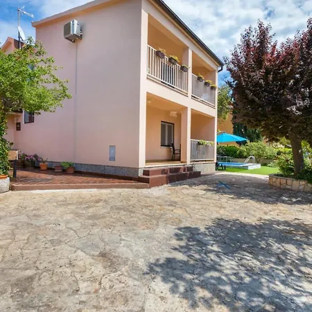 Ketty In With Playground, Sea View And Private Pool
